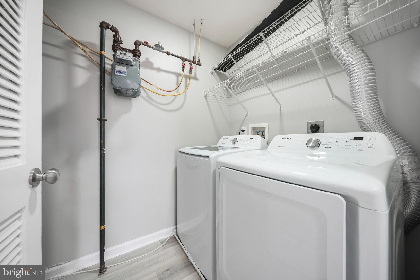 SOUTH MEADOWS - Residential