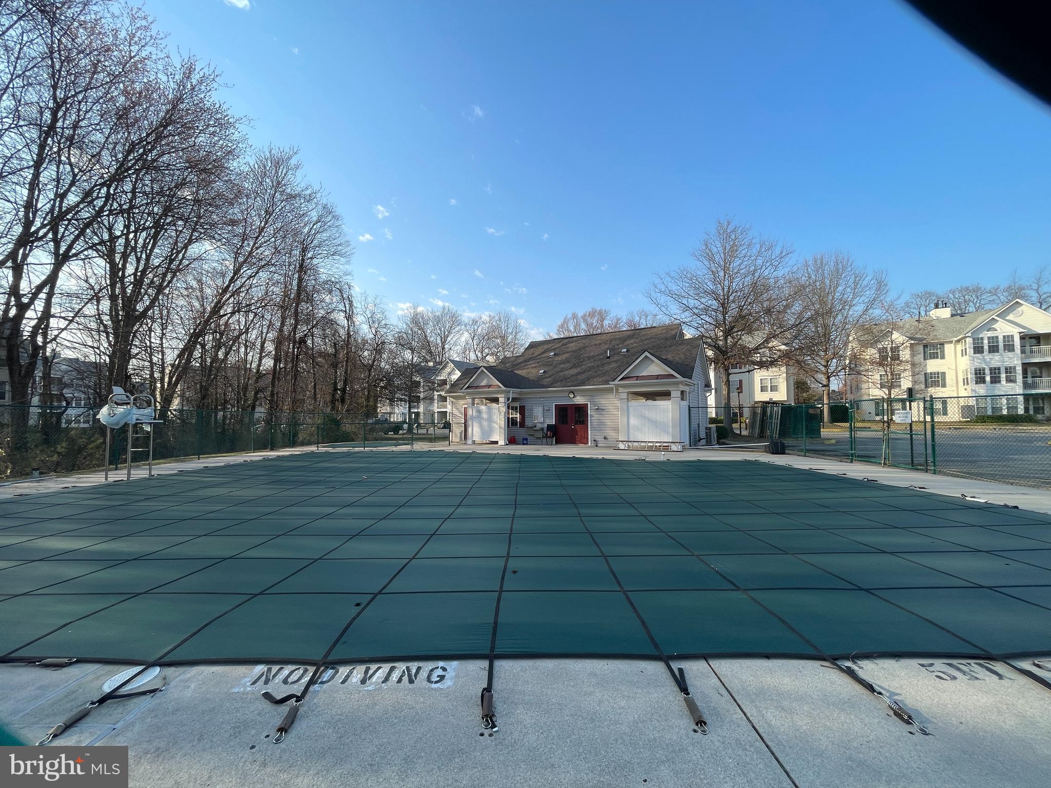 SOUTH MEADOWS - Residential