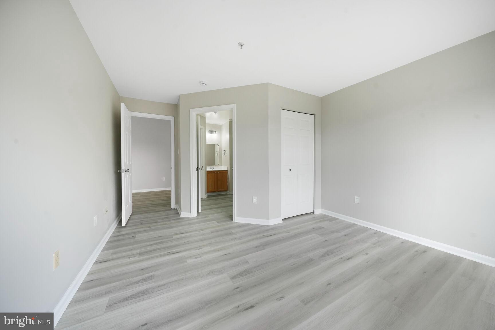 SOUTH MEADOWS - Residential