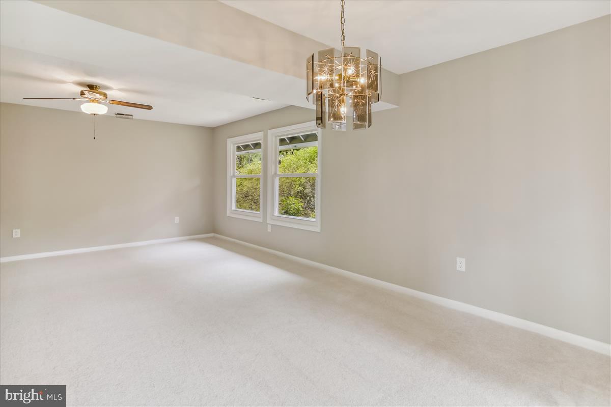 BROOKVILLE KNOLLS - Residential