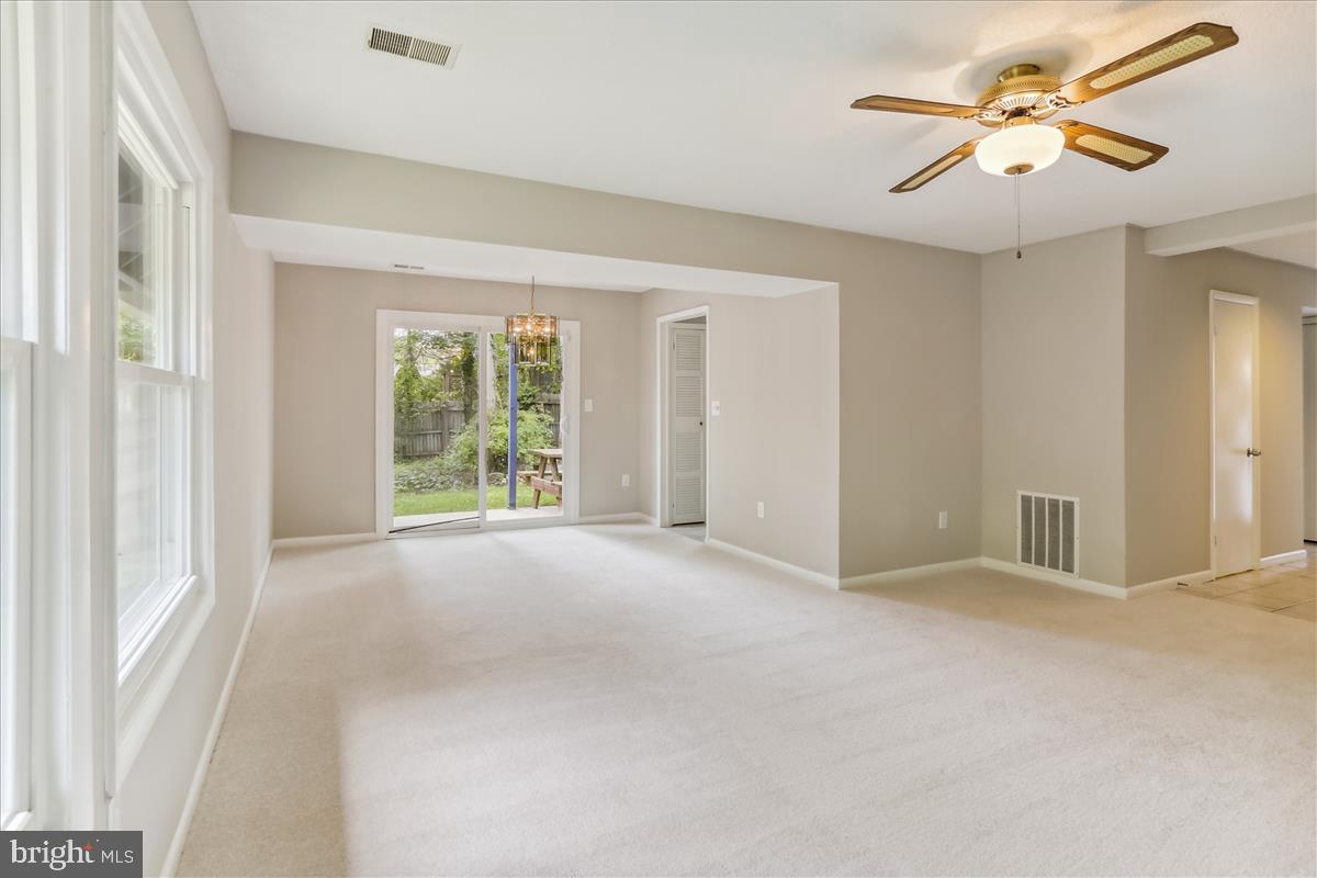 BROOKVILLE KNOLLS - Residential