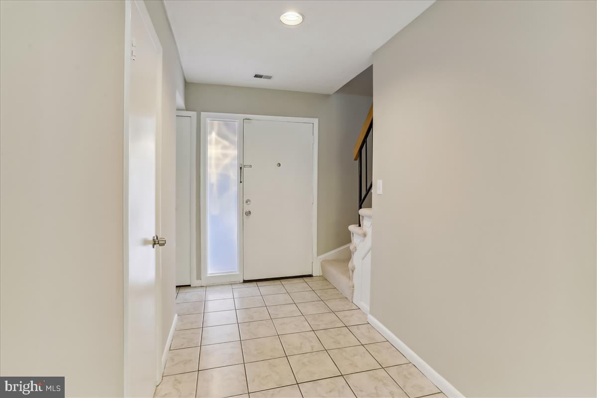 BROOKVILLE KNOLLS - Residential