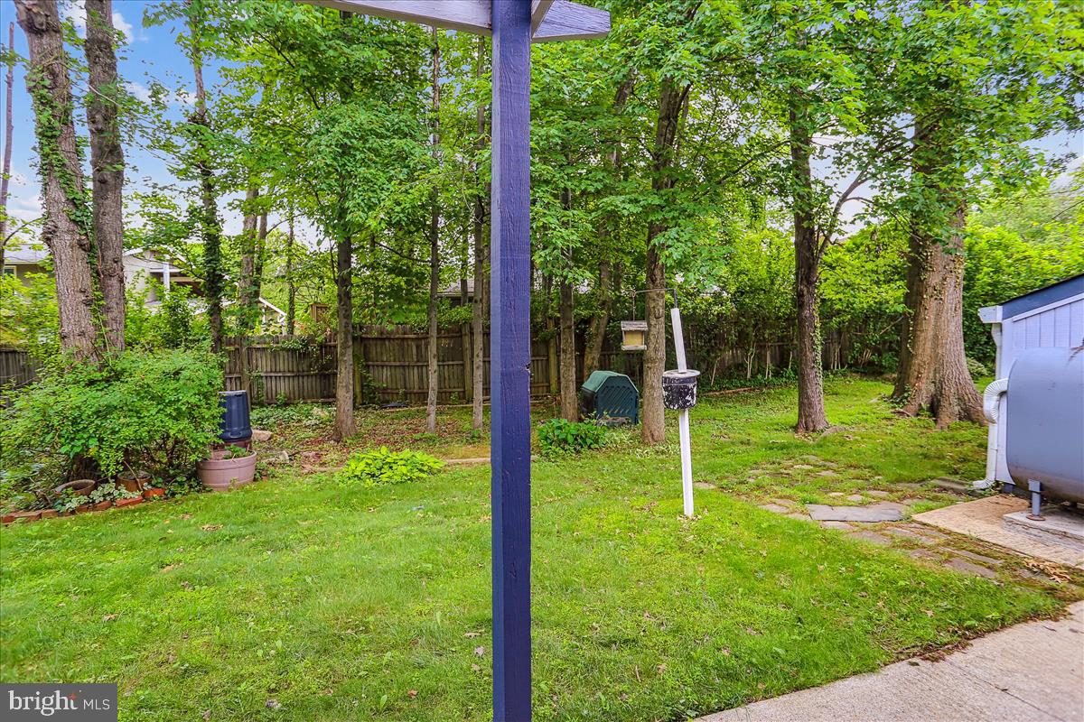 BROOKVILLE KNOLLS - Residential