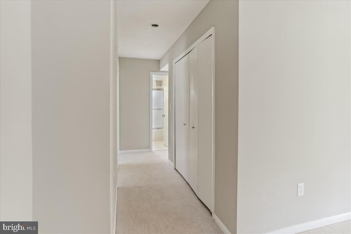 BROOKVILLE KNOLLS - Residential