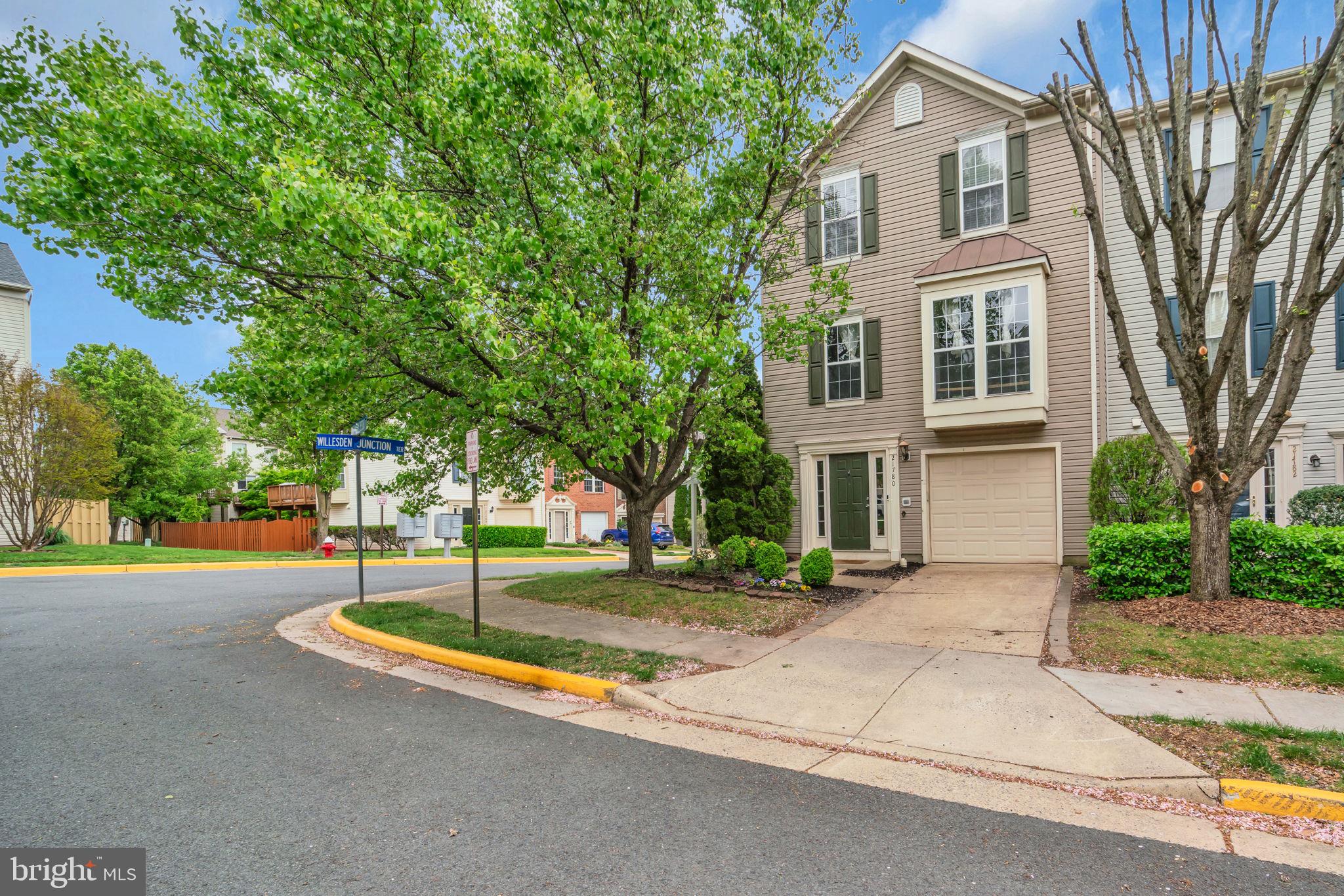 21780 MORNINGTON CRESENT TERRACE