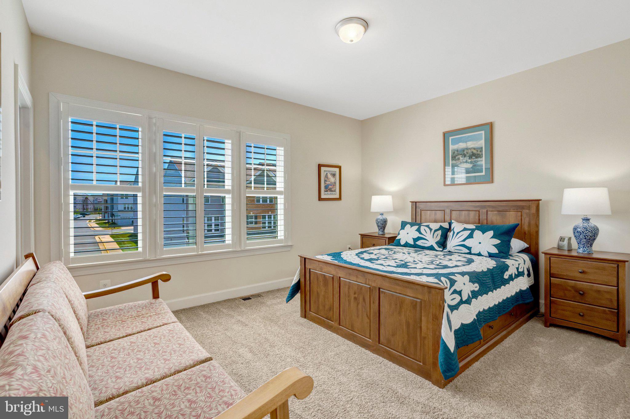 HAYMARKET CROSSING - Residential