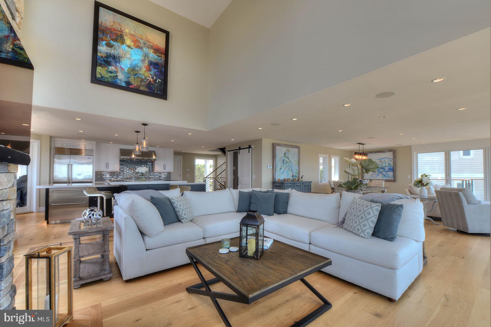 CAPE SHORES - Residential