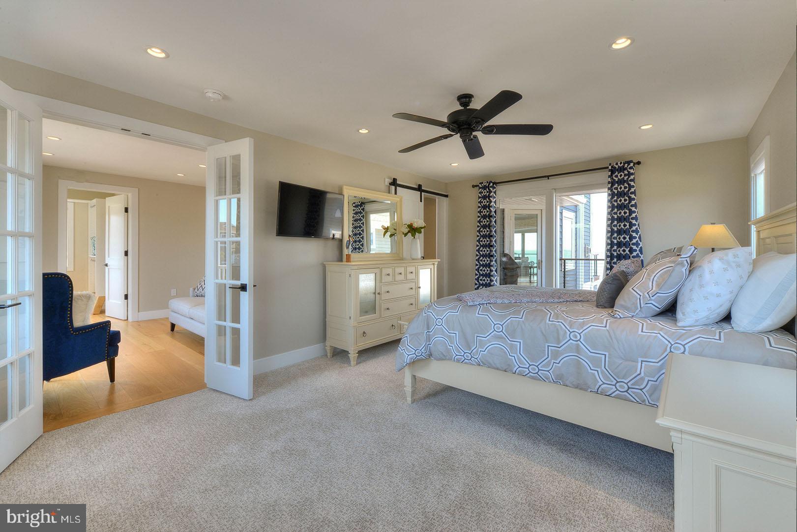 CAPE SHORES - Residential