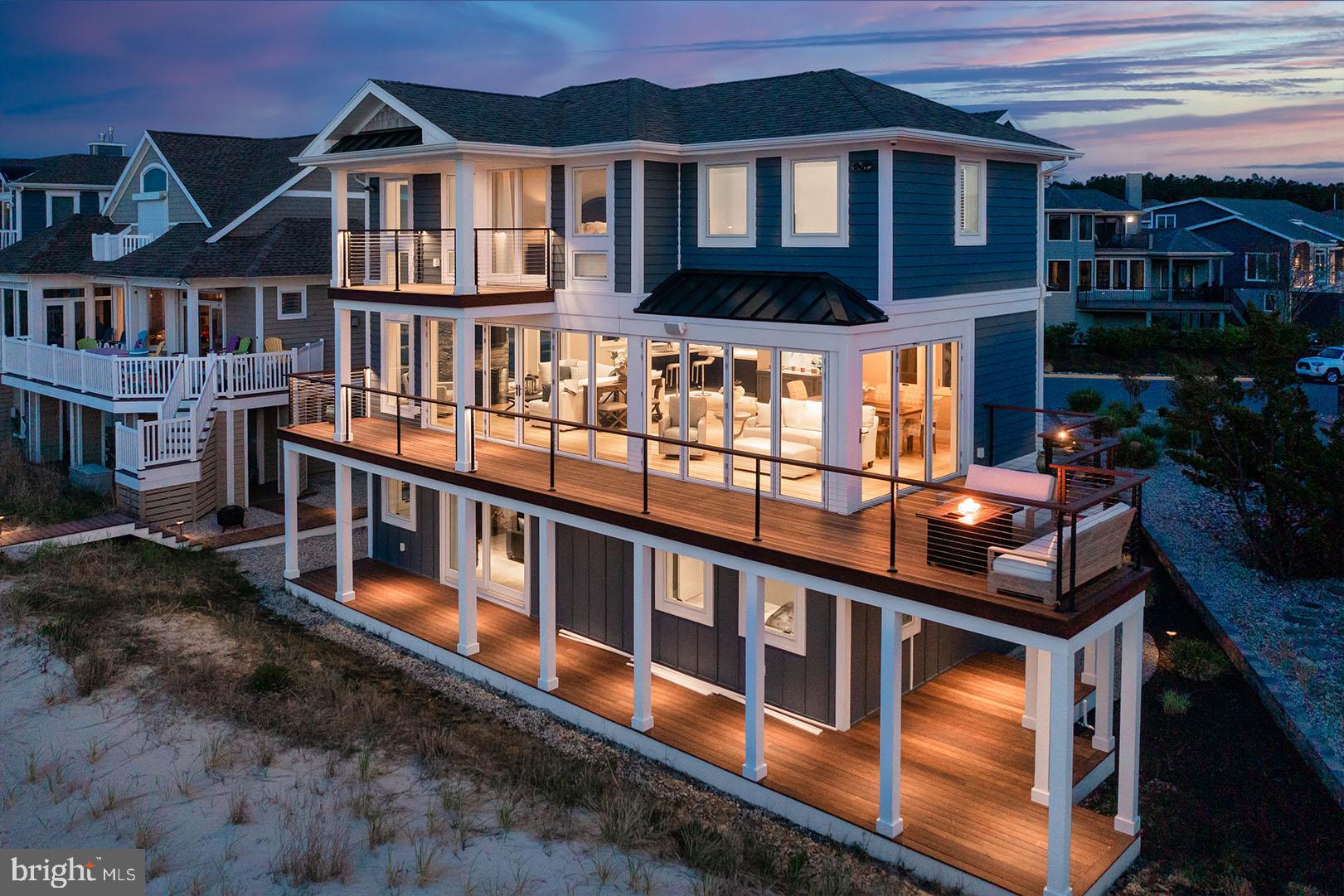 CAPE SHORES - Residential