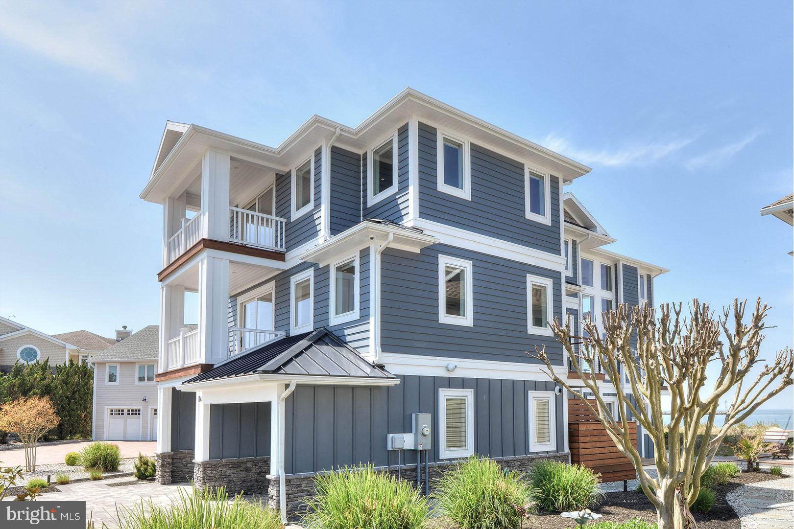 CAPE SHORES - Residential