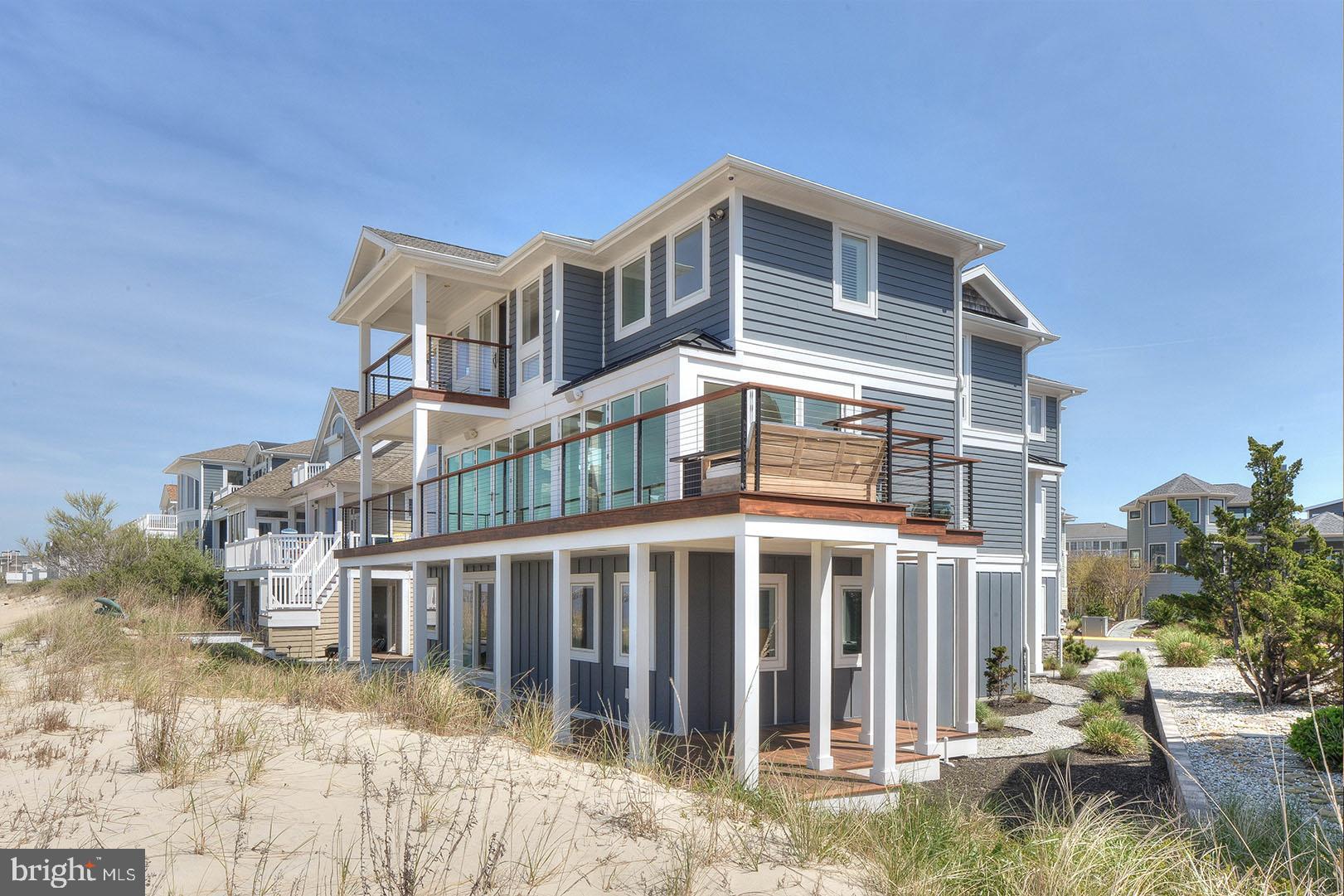 CAPE SHORES - Residential