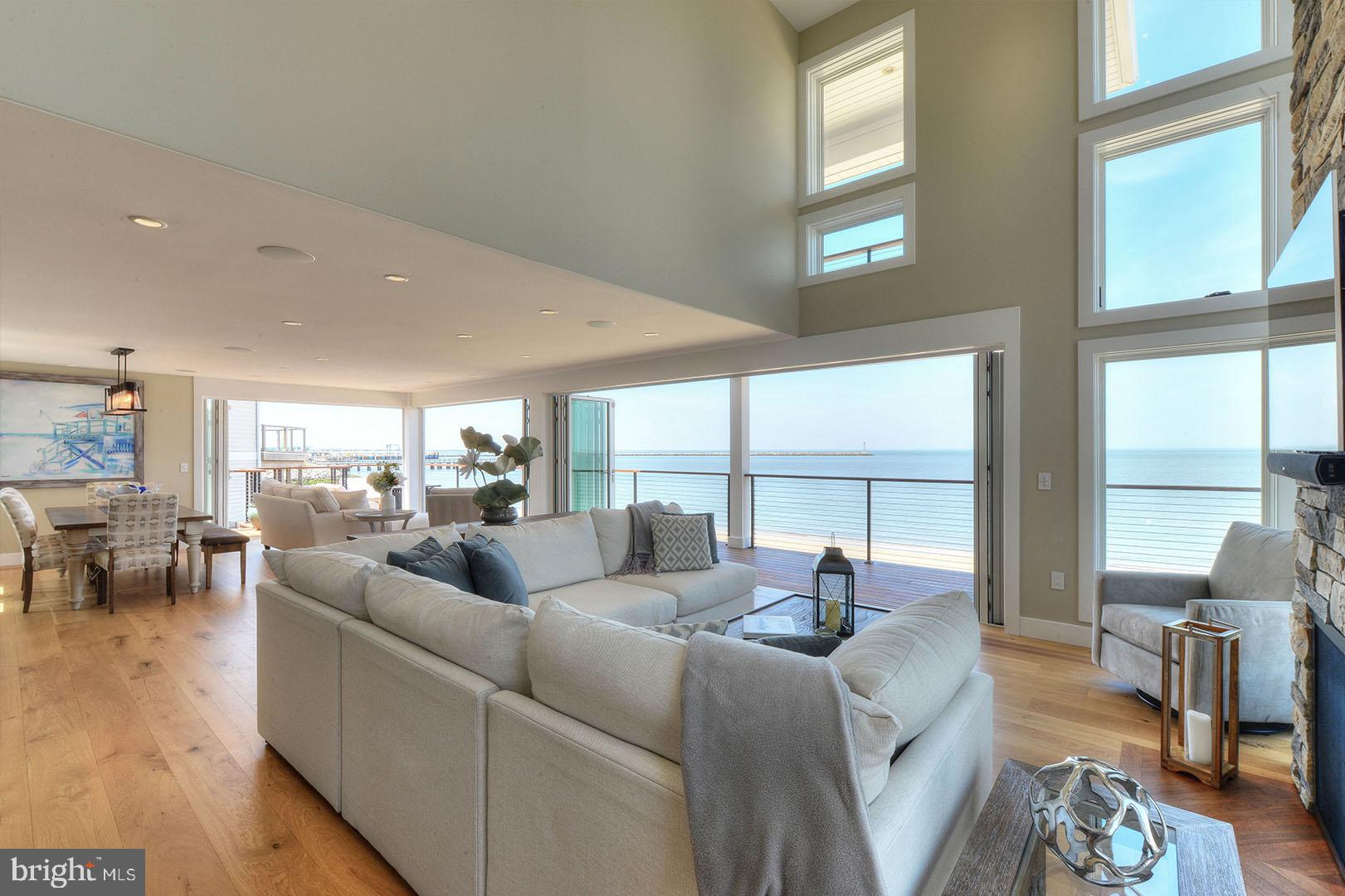 CAPE SHORES - Residential