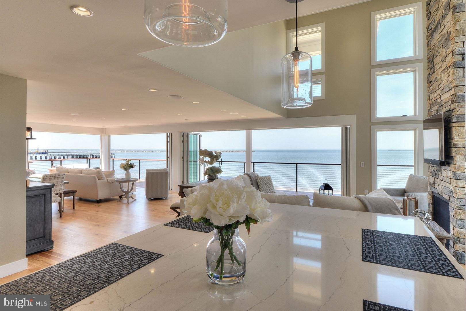 CAPE SHORES - Residential