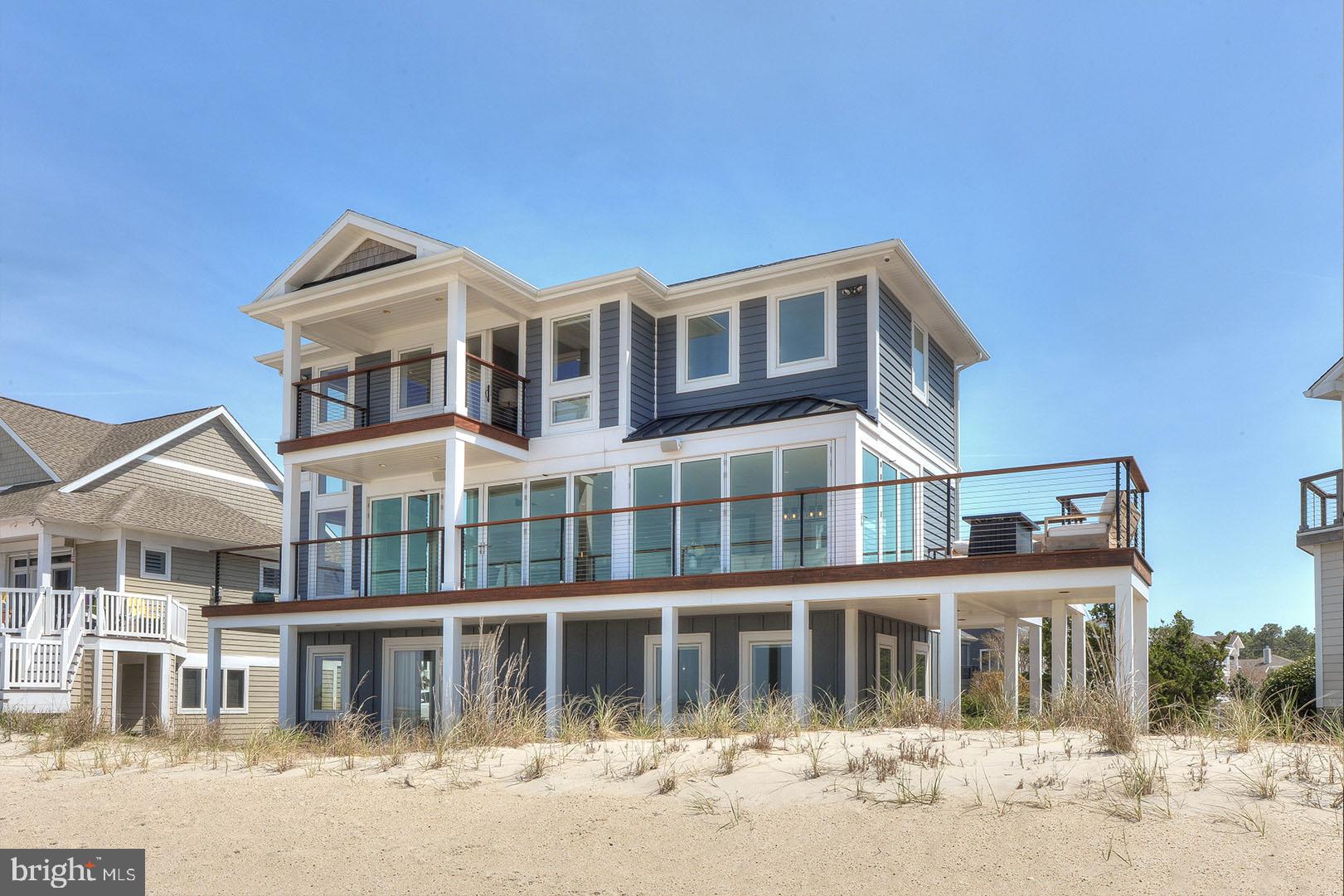 CAPE SHORES - Residential