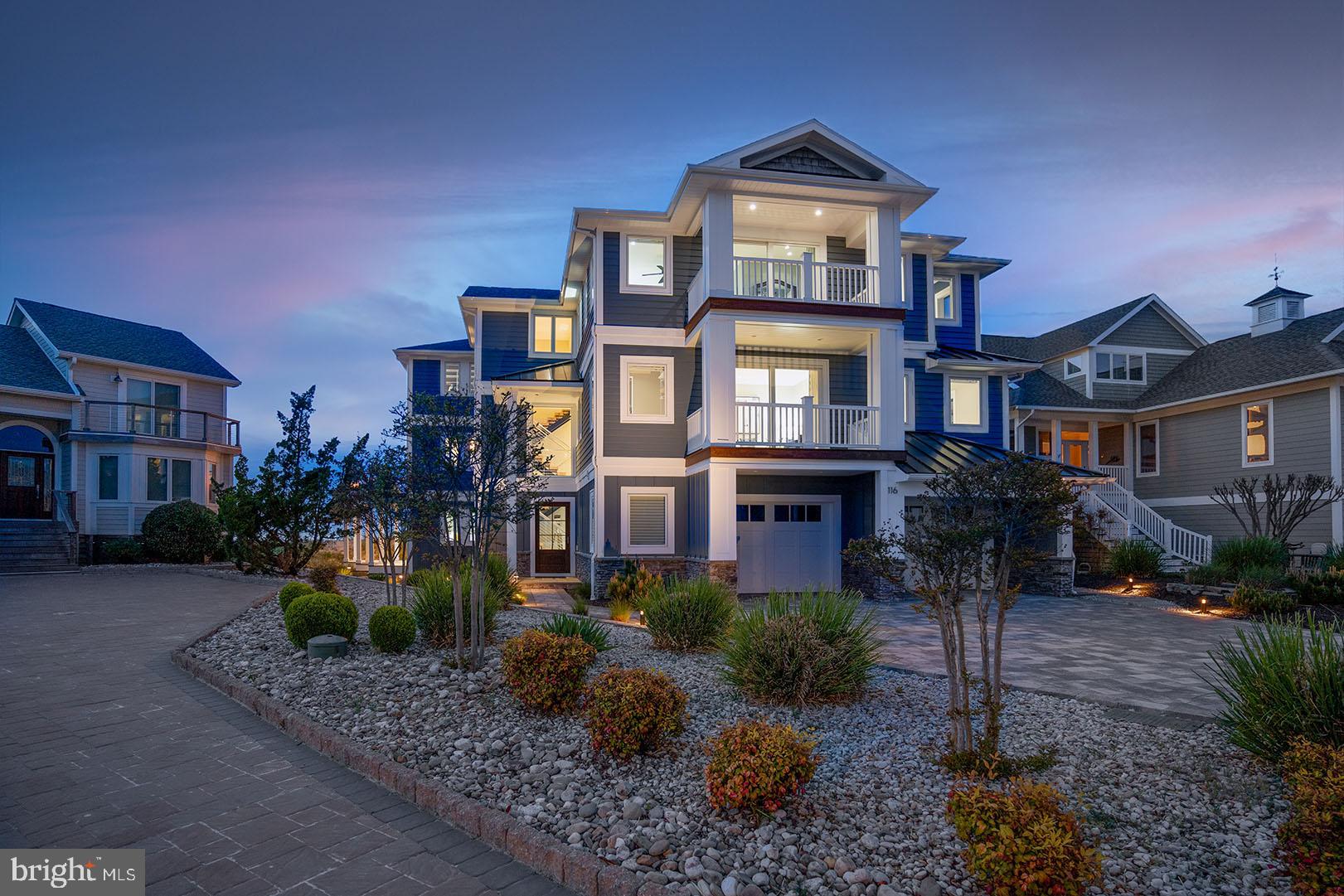 CAPE SHORES - Residential