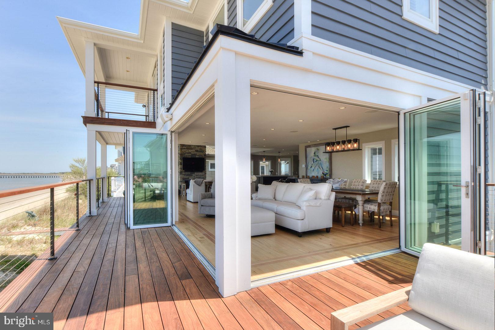 CAPE SHORES - Residential