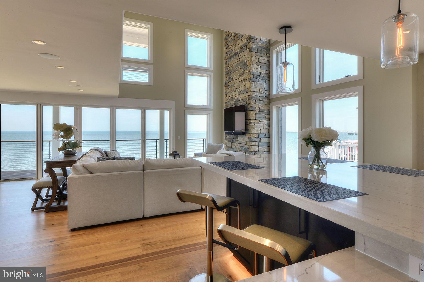 CAPE SHORES - Residential