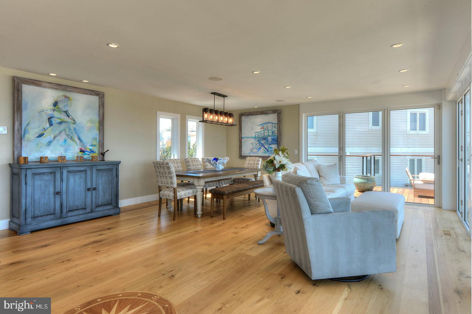 CAPE SHORES - Residential