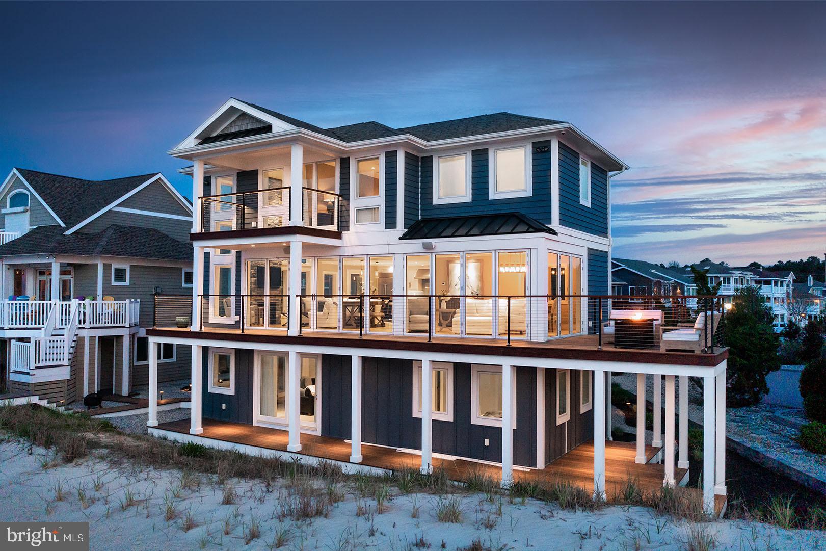 CAPE SHORES - Residential