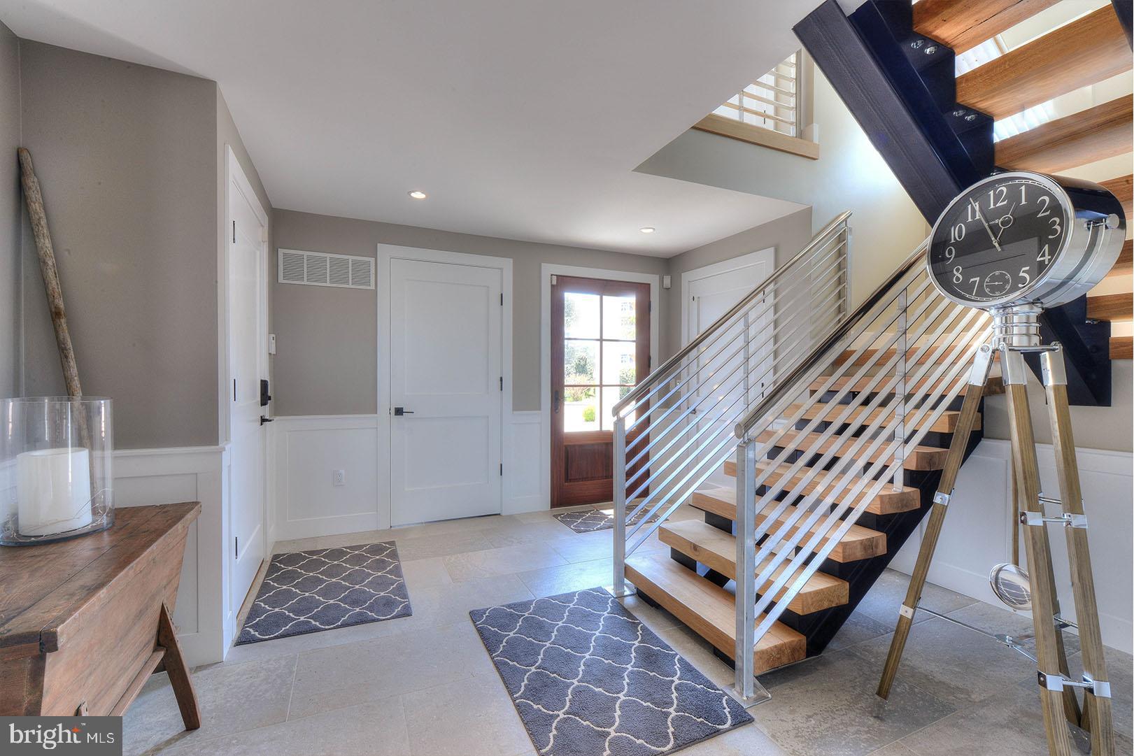 CAPE SHORES - Residential