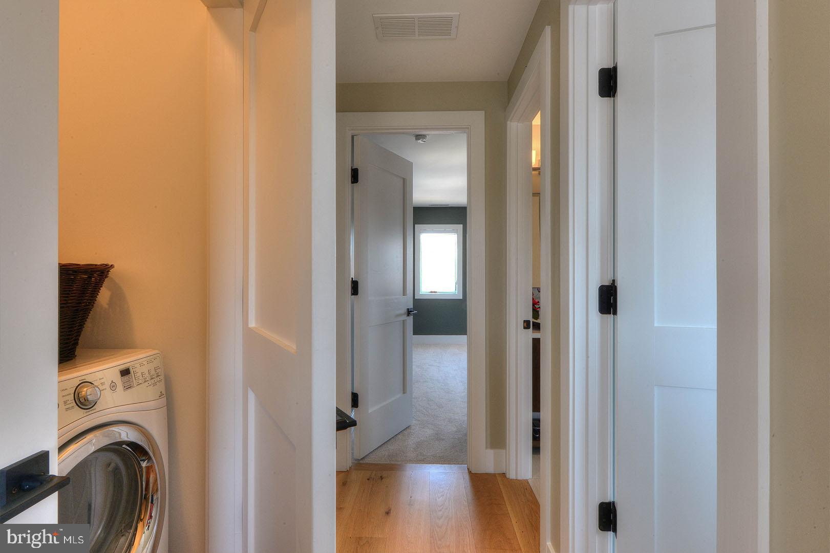 CAPE SHORES - Residential