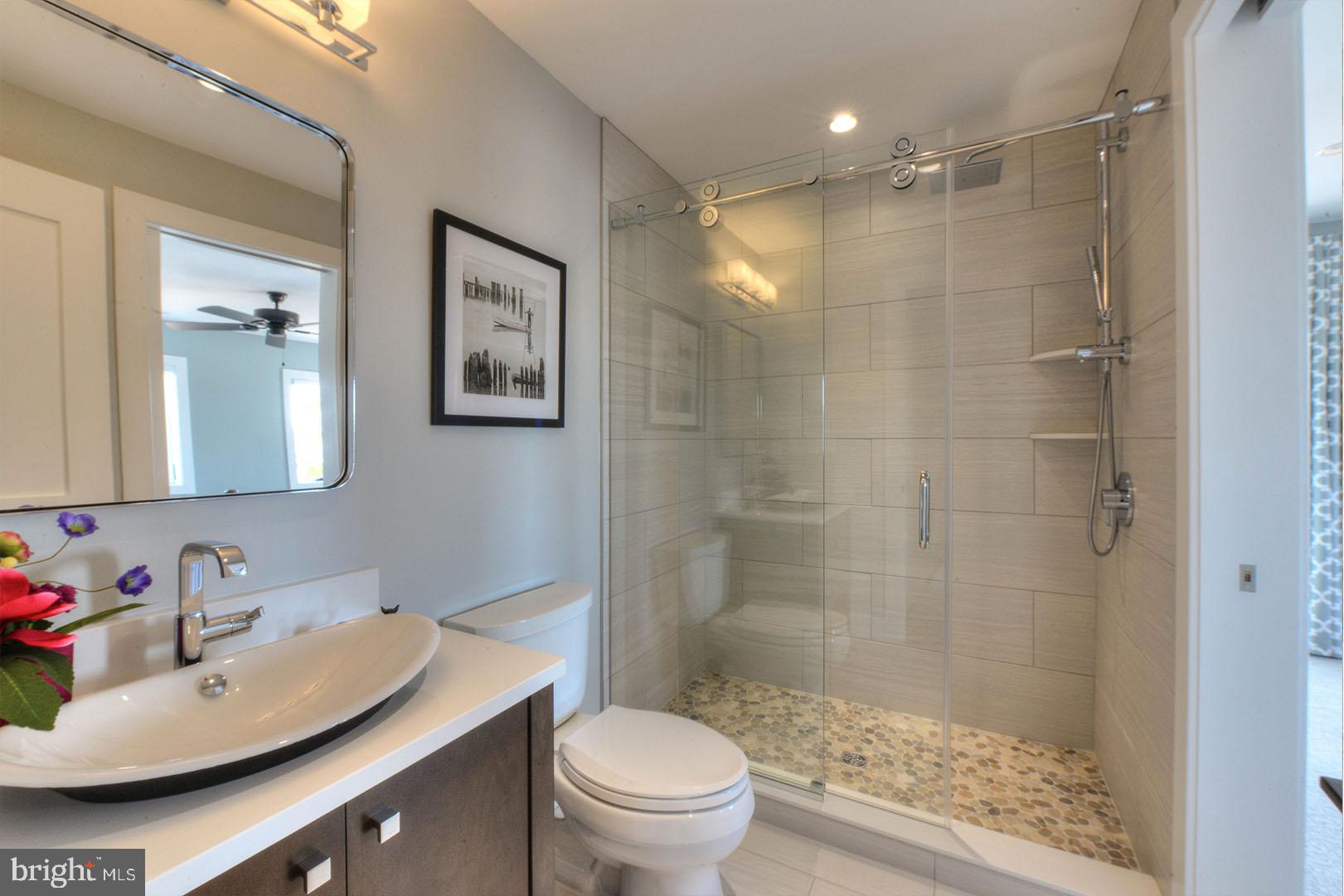 CAPE SHORES - Residential