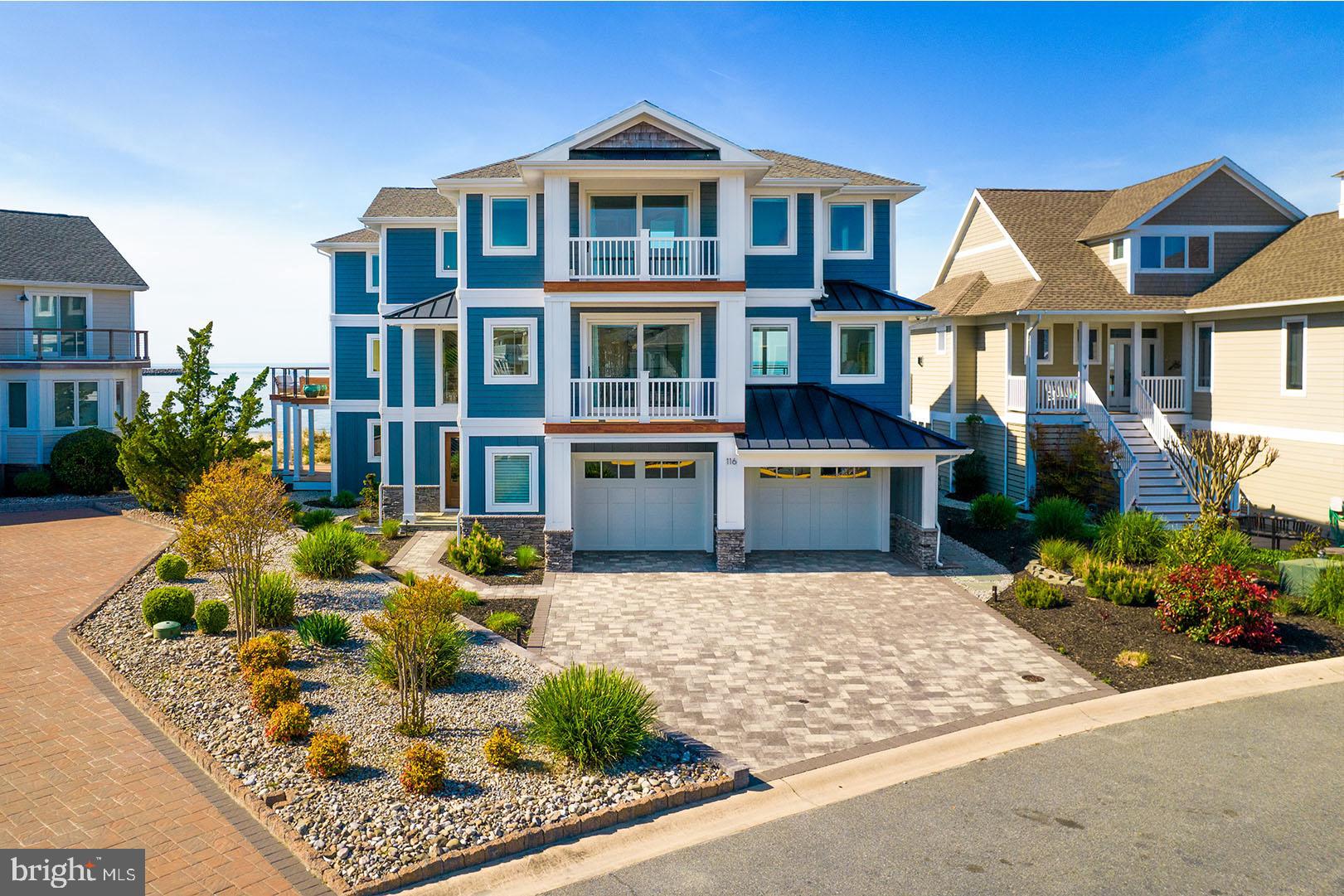 CAPE SHORES - Residential