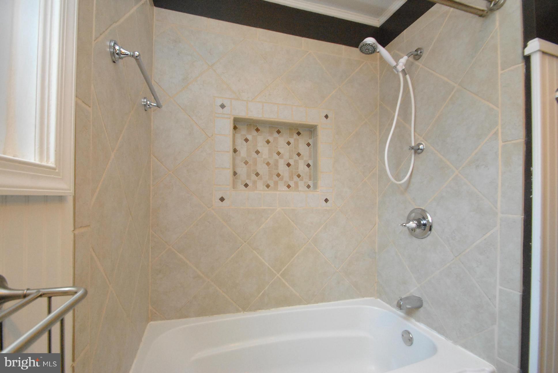 OVERLEA - Residential