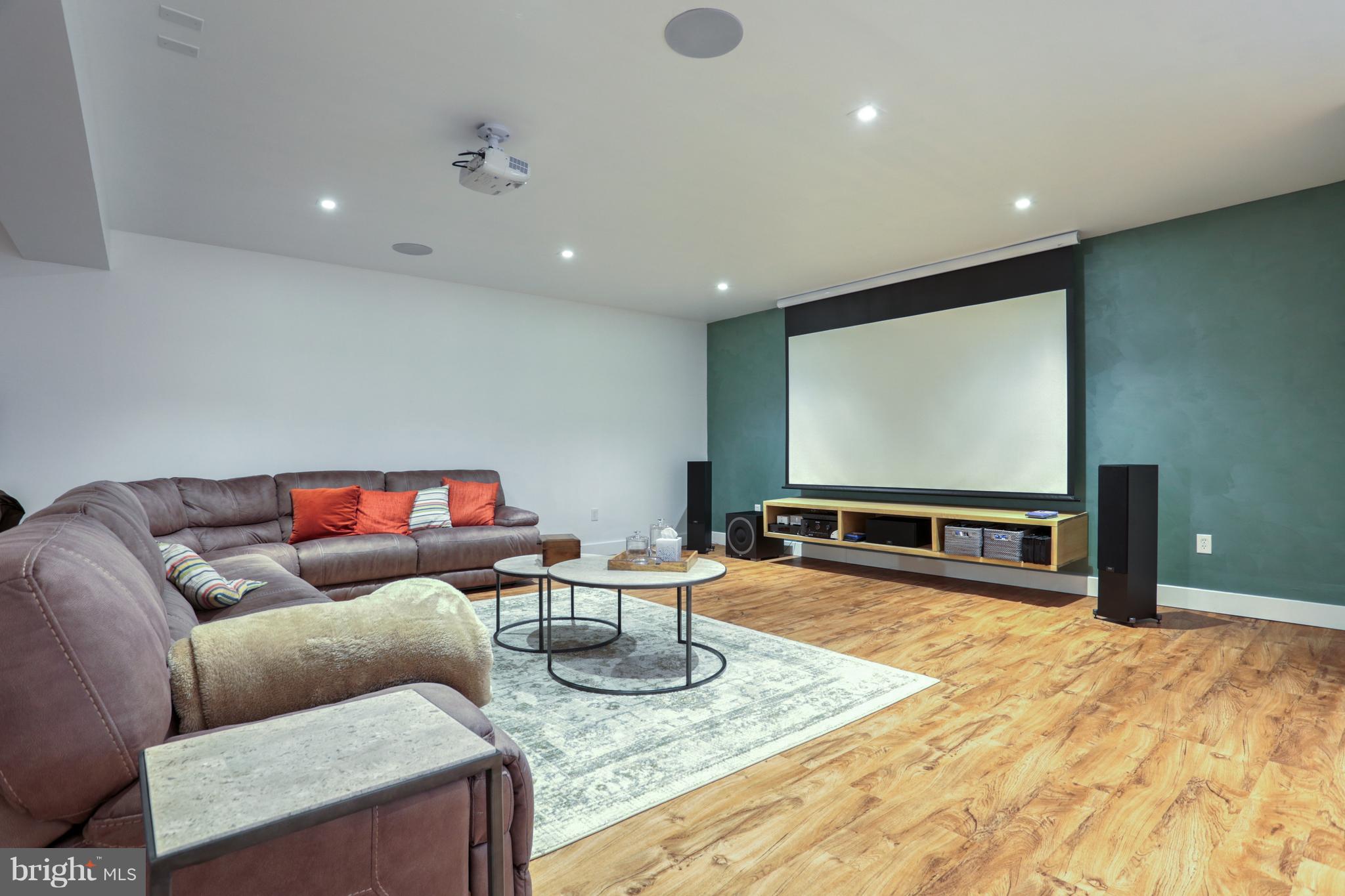 STERLING GLEN - Residential