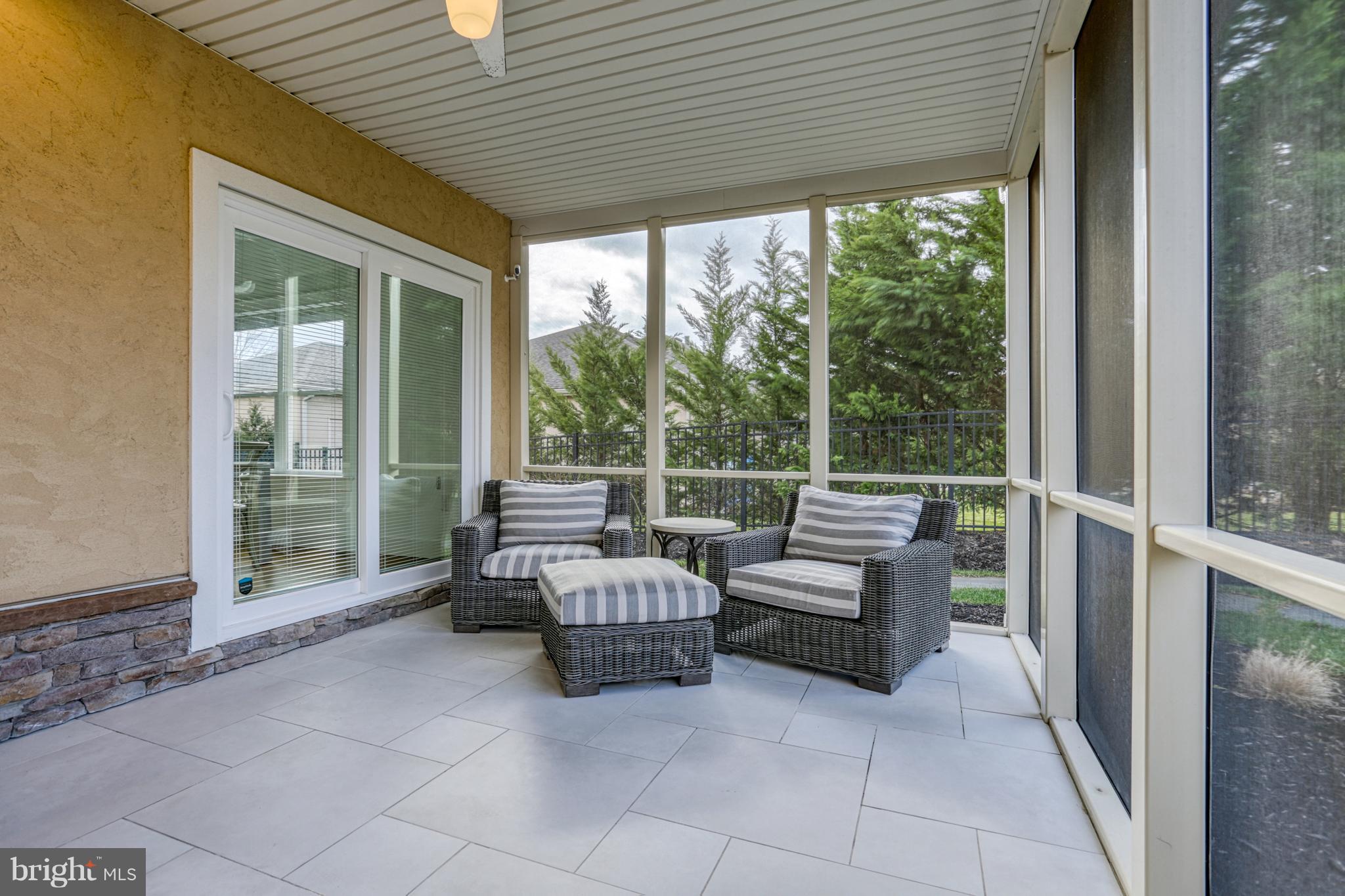 STERLING GLEN - Residential