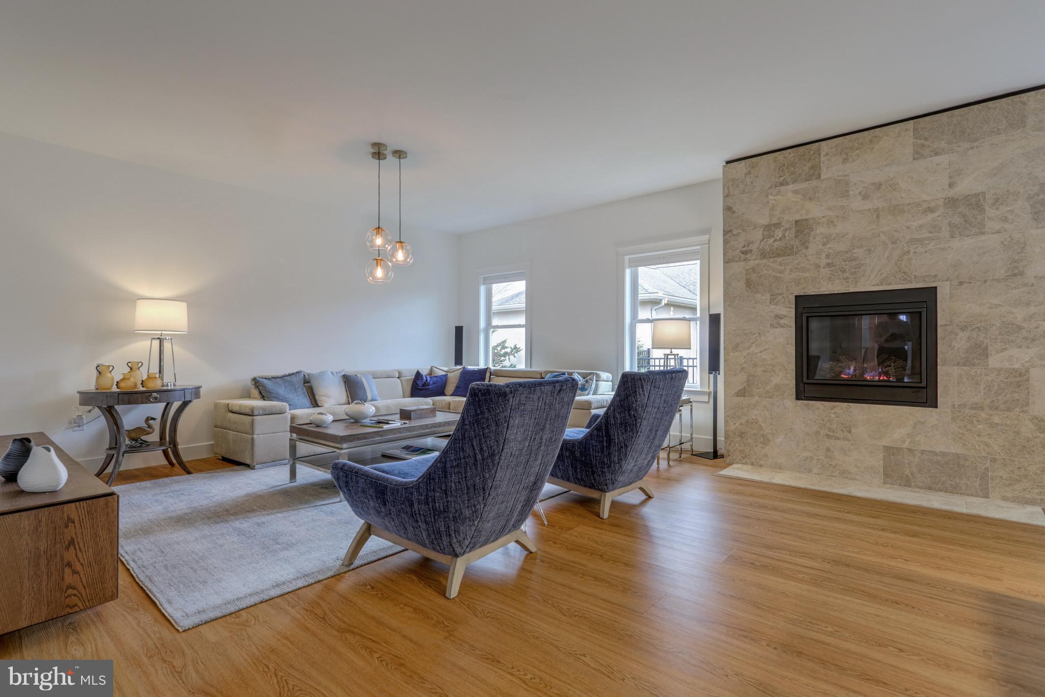 STERLING GLEN - Residential