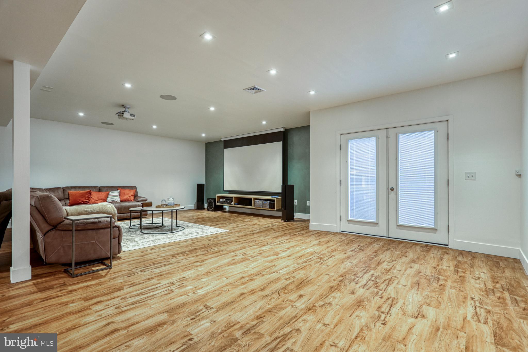 STERLING GLEN - Residential