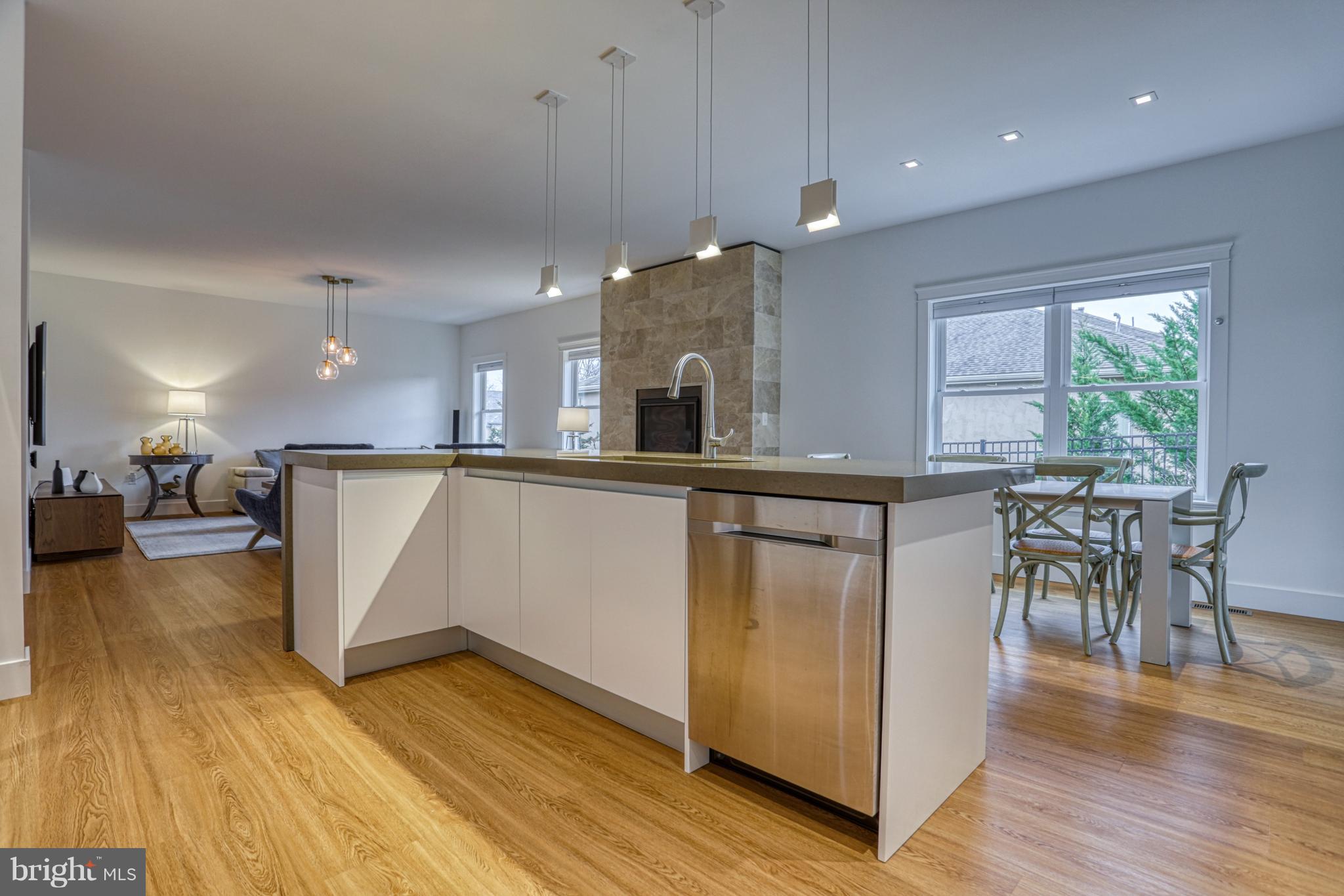 STERLING GLEN - Residential