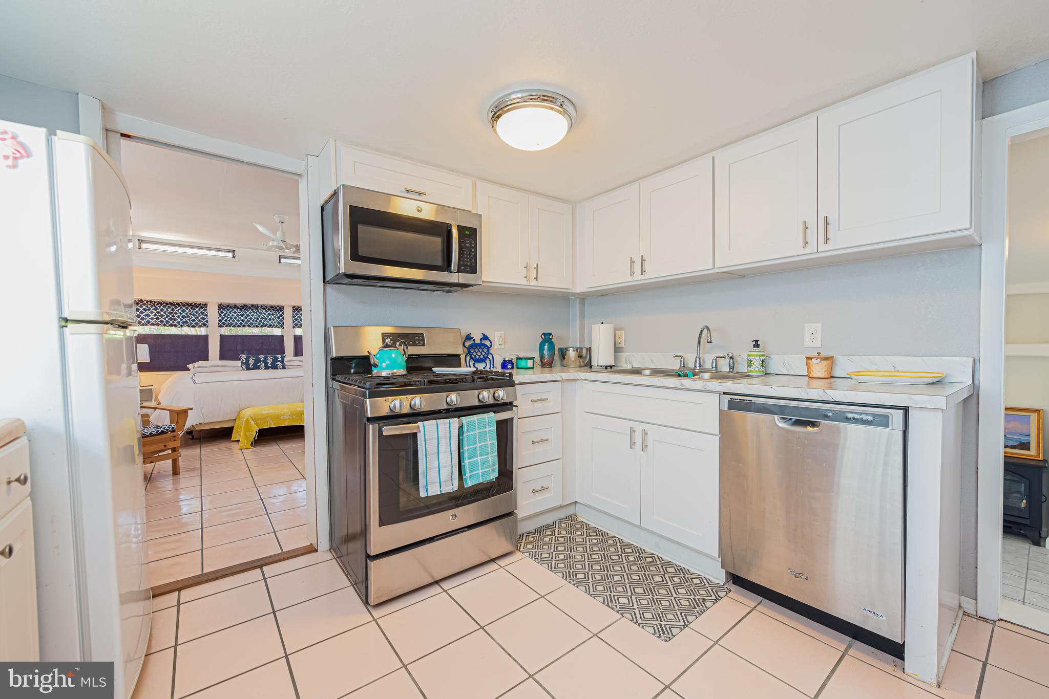 LAKE HAVEN MHP - Residential