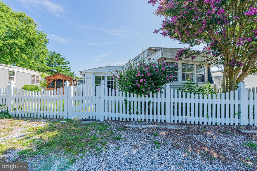Cute Updated Moble Home with build over.  Fenced in yard with shed and gazebo. Located in lake Haven Mobile Home park close to Ocean City and Assateague Beaches. Lease Hold Rent is $724 per month. Size of Mobile home is not guaranteed. (Lot rent pays taxes and water use) Cash Purchasers and possible financing with 20percent down