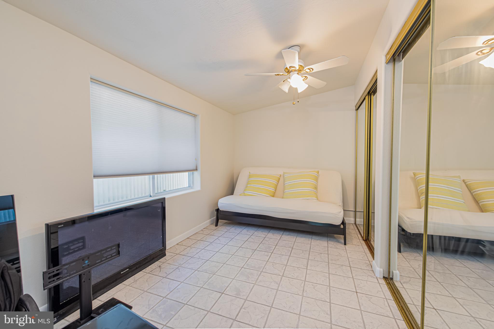 LAKE HAVEN MHP - Residential