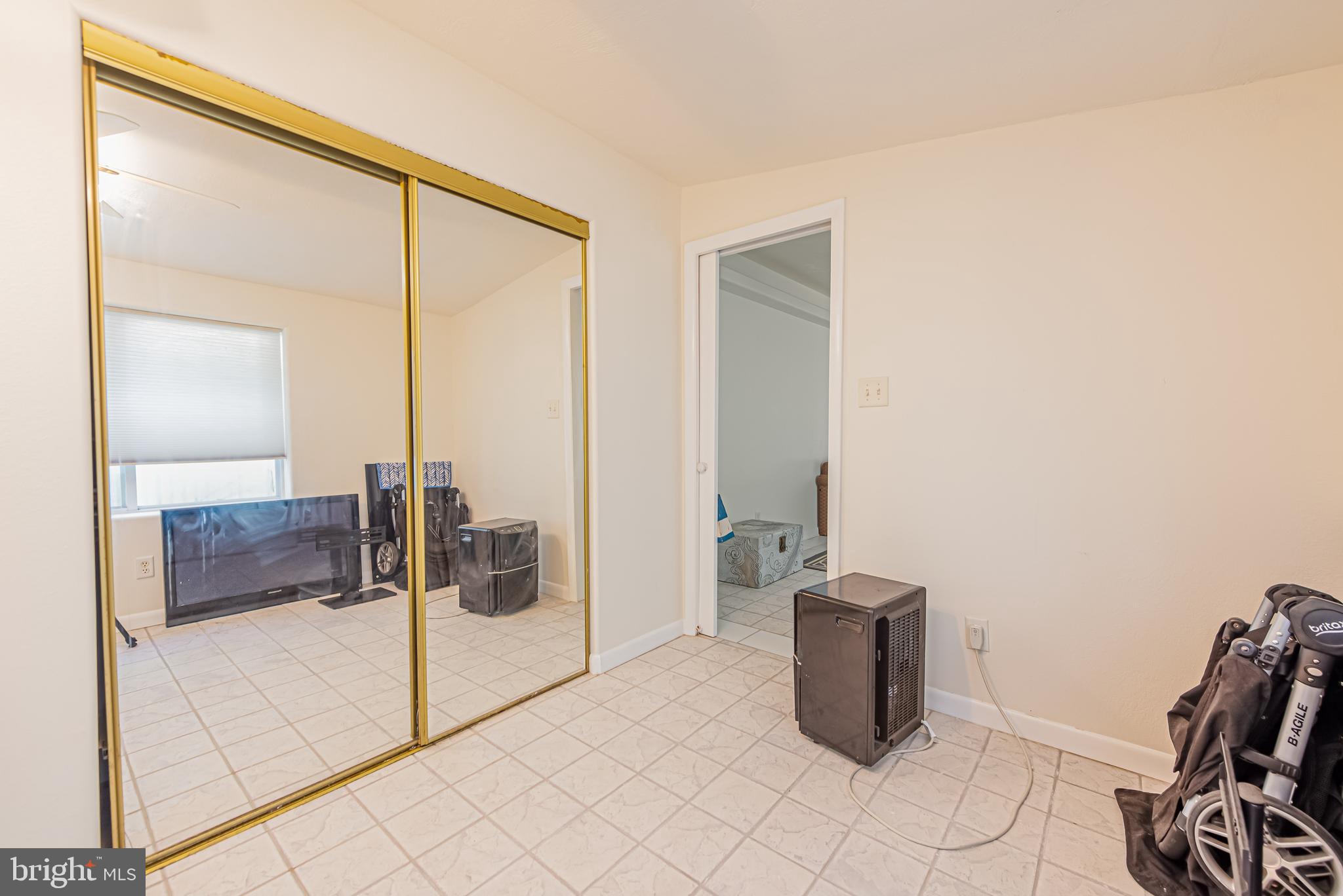 LAKE HAVEN MHP - Residential