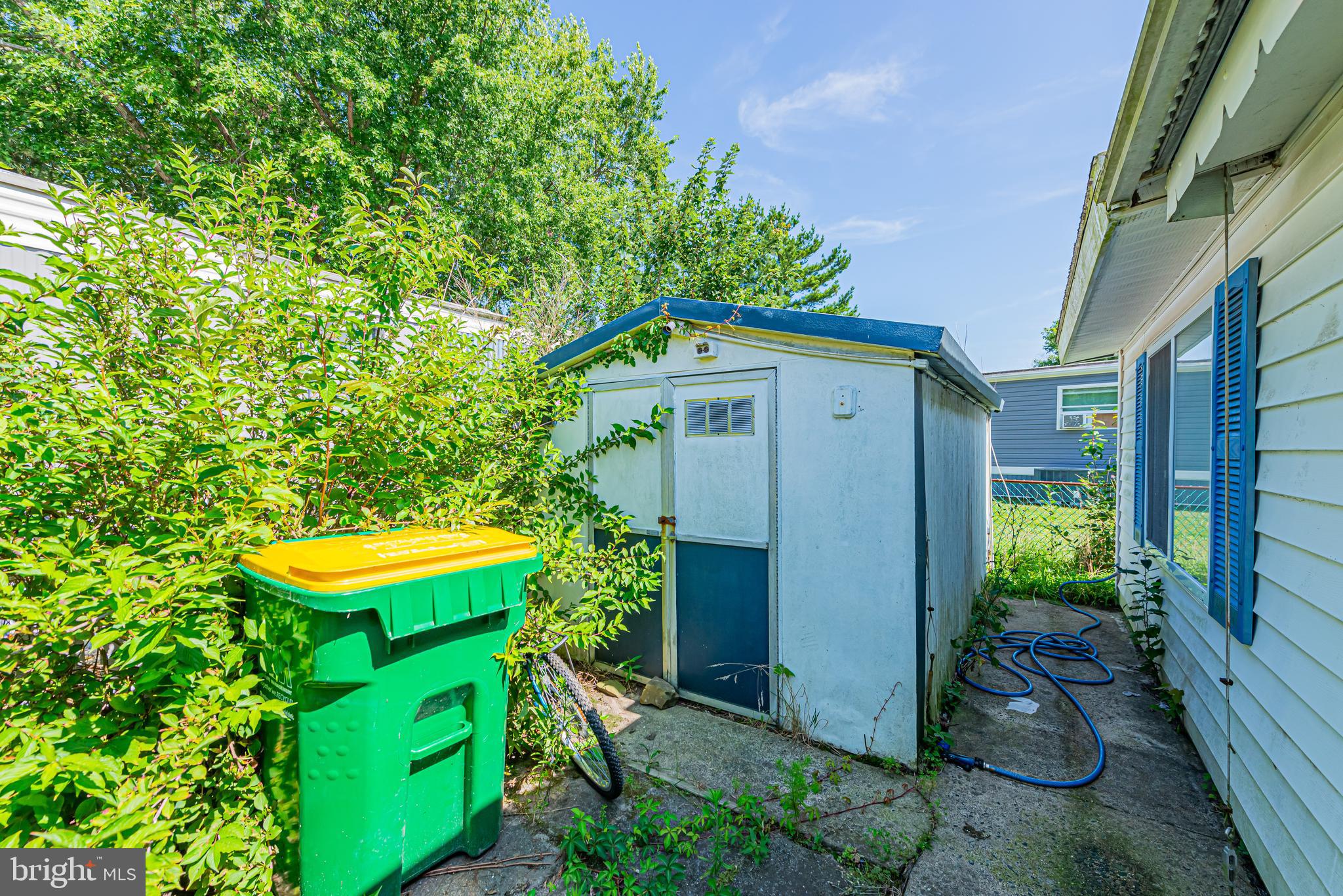 LAKE HAVEN MHP - Residential