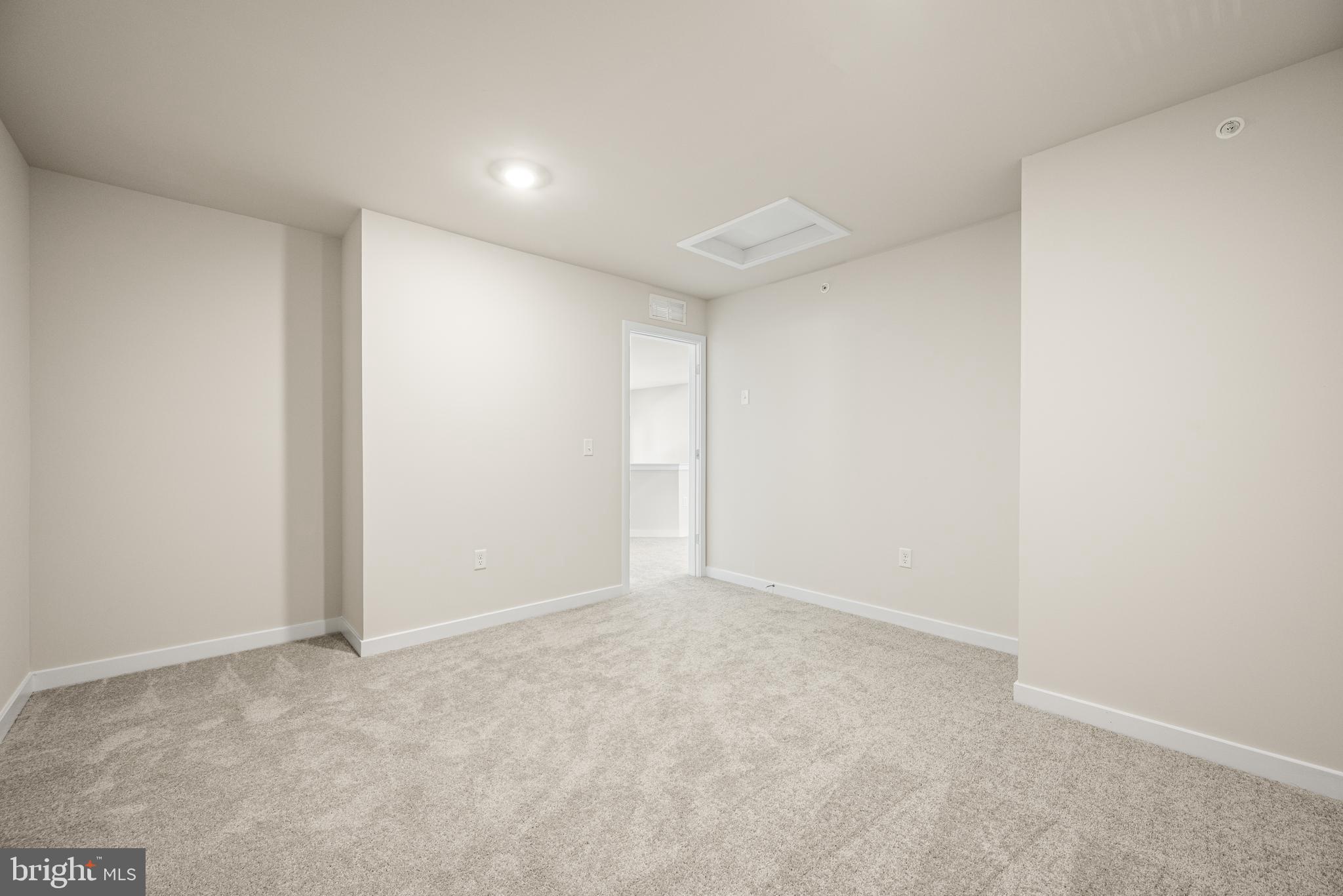 RIVERBEND - Residential