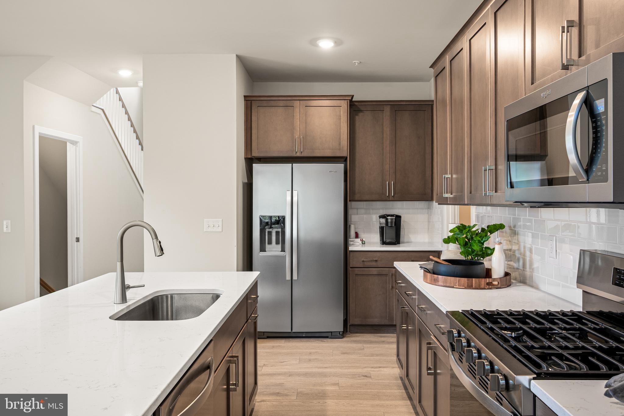 RIVERBEND - Residential