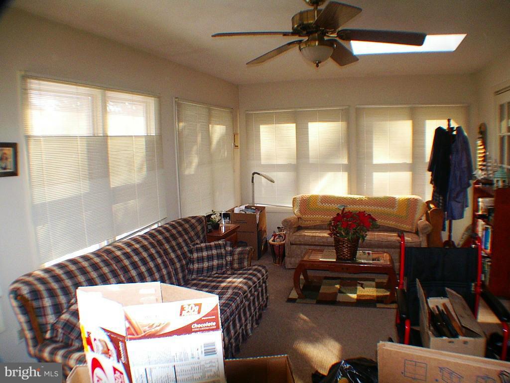 ROLLING FIELDS - Residential