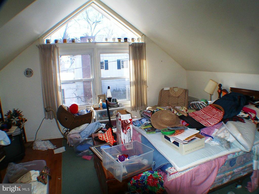 ROLLING FIELDS - Residential