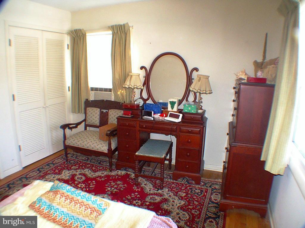 ROLLING FIELDS - Residential