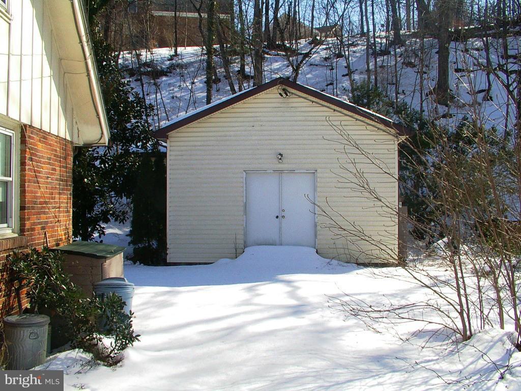 ROLLING FIELDS - Residential