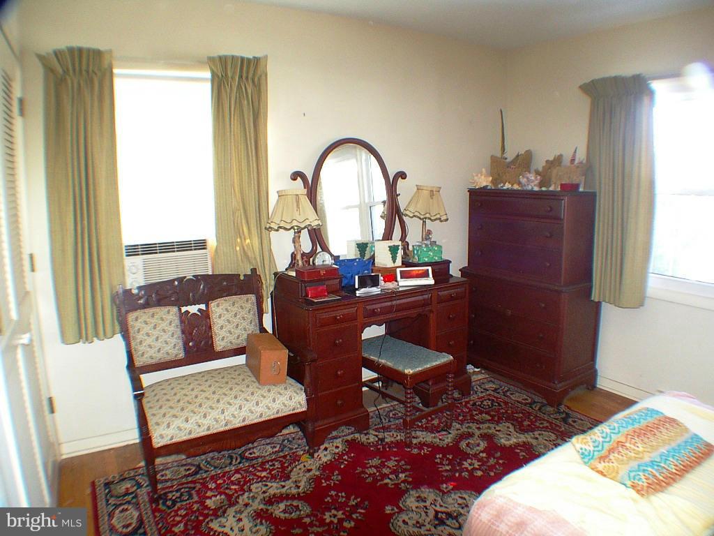 ROLLING FIELDS - Residential