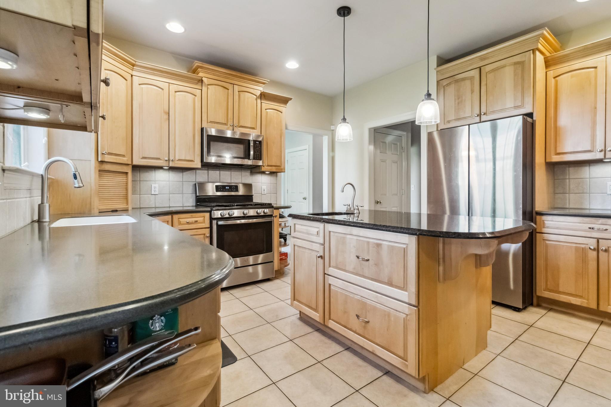 ANNENDALE - Residential Lease