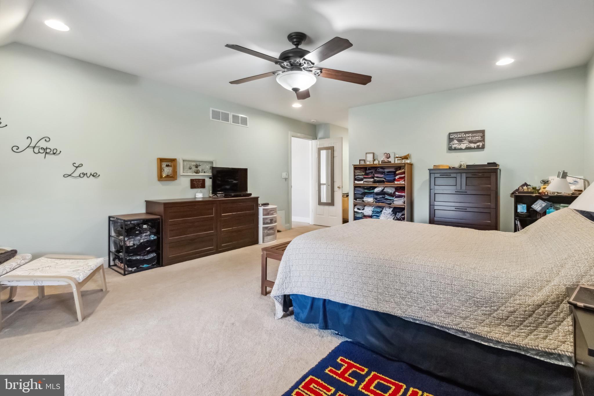 ANNENDALE - Residential Lease