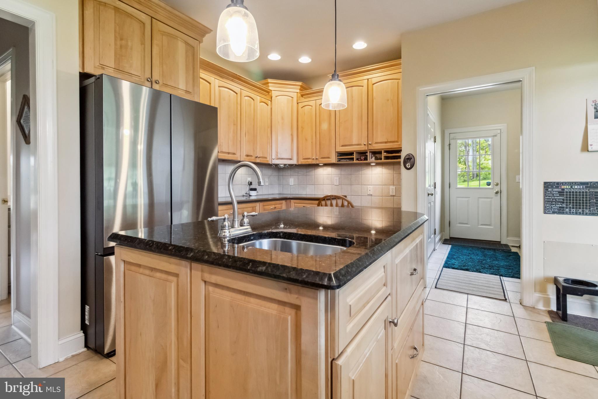 ANNENDALE - Residential Lease