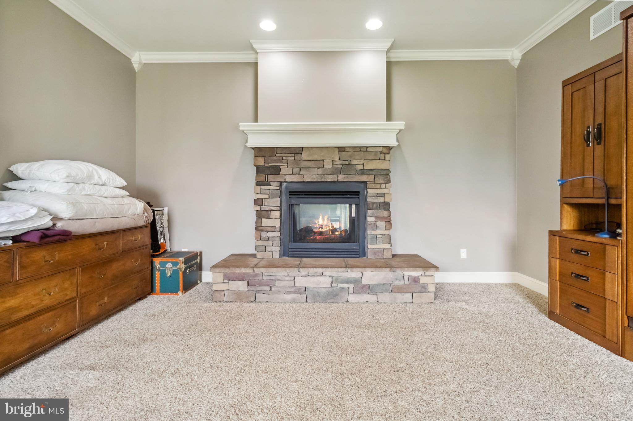 ANNENDALE - Residential Lease