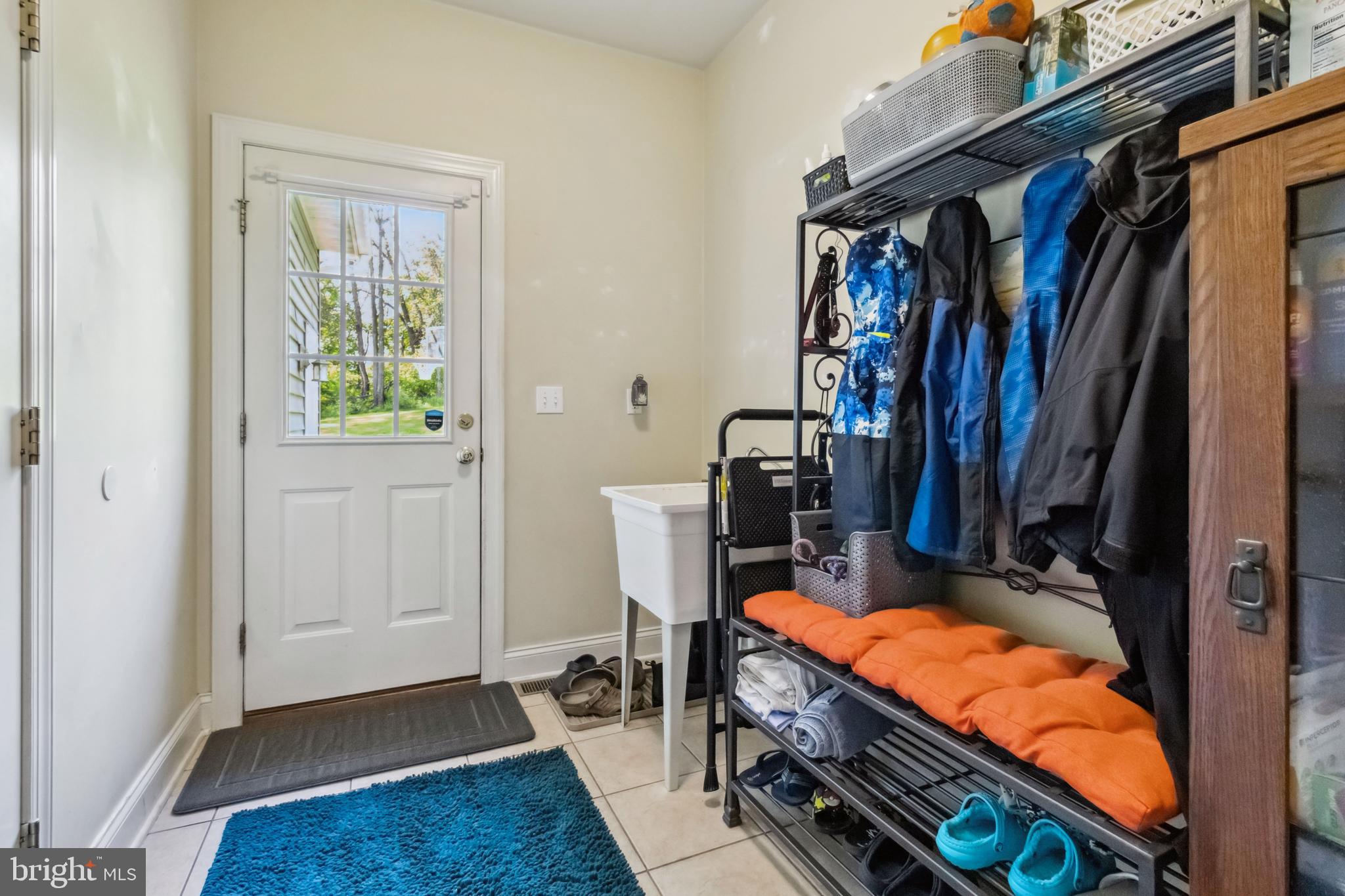 ANNENDALE - Residential Lease